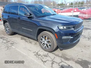 2024 Jeep Grand Cherokee Limited z VIN 1C4RJHBG0R8585223, wystawiony jako IAAI lot #41790337 z przebiegiem 8 097 mil mil oraz . Historia ofert i sprzedaży dostępna na DreamBid. Obrazek 1.