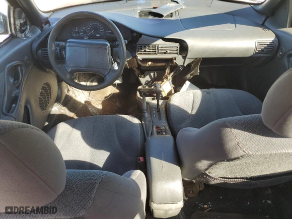 2001 Chevrolet Cavalier LS with VIN 1G1JF524017233216, listed as a Copart auction lot 81670054 with 0 mi miles and Salvage Title. Bid and sale history available at carsss.com. Image 8.