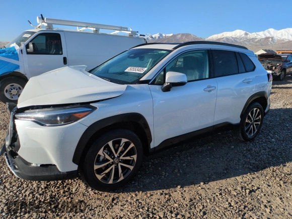 2024 Toyota Corolla Cross XLE with VIN 7MUDAABG4RV112959, listed as a Copart auction lot 50553405 with 4,204 mi miles and Salvage title. Bid and sale history available at DreamBid. Image 1.