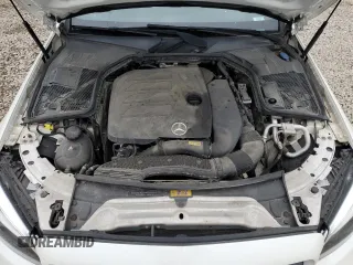 2019 Mercedes-Benz C 300 with VIN WDDWJ8EB6KF843271, listed as a Copart auction lot 52923985 with 139,948 mi miles and Clean Title. Bid and sale history available at DreamBid. Image 11.