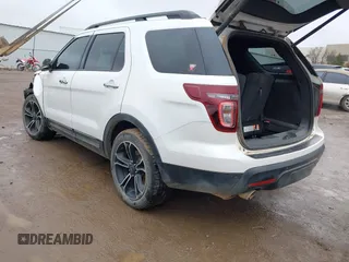 2014 Ford Explorer Sport z VIN 1FM5K8GT3EGB49107, wystawiony jako IAAI lot #41400418 z przebiegiem 150 755 mil mil oraz . Historia ofert i sprzedaży dostępna na DreamBid. Obrazek 3.