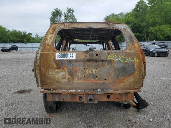 2008 Chevrolet Suburban LTZ with VIN 3GNFK16398G112287, listed as a Copart auction lot 68000144 with 0 mi miles and Non Repairable. Bid and sale history available at carsss.com. Image 6.