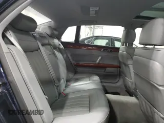 2004 Volkswagen Phaeton V8 z VIN WVWAF63D148009799, wystawiony jako Copart lot #84174554 z przebiegiem 130 548 mil mil oraz Szkody całkowita. Historia ofert i sprzedaży dostępna na DreamBid. Obrazek 10.