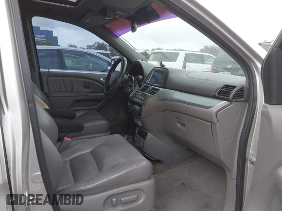 2008 Honda Odyssey Touring with VIN 5FNRL38908B058867, listed as a IAAI auction lot 42126471 with 201,088 mi miles and . Bid and sale history available at DreamBid. Image 5.