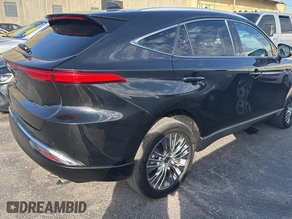 2024 Toyota Venza LE with VIN JTEAAAAH2RJ181617, listed as a Copart auction lot 77784994 with 1,371 mi miles and Clean Title. Bid and sale history available at carsss.com. Image 4.