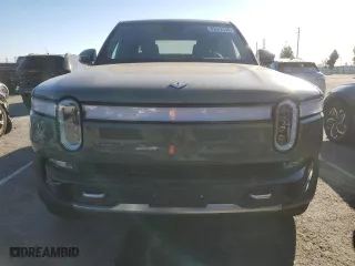 2022 Rivian R1T Launch Edition with VIN 7FCTGAAL3NN003101, listed as a Copart auction lot 85602634 with 17,189 mi miles and Salvage Title. Bid and sale history available at carsss.com. Image 5.
