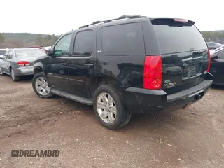 2012 GMC Yukon SLT with VIN 1GKS1CE09CR141878, listed as a IAAI auction lot 41552512 with 204,253 mi miles. Bid and sale history available at carsss.com. Image 3.