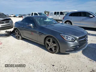 2020 Mercedes-Benz SLC 300 z VIN W1KPK3JA3LF171401, wystawiony jako Copart lot #66444173 z przebiegiem 6517 mil mil oraz . Historia ofert i sprzedaży dostępna na DreamBid. Obrazek 4.