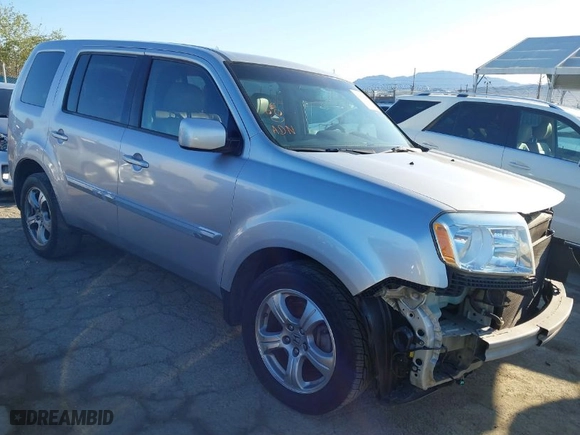 2012 Honda Pilot EX-L with VIN 5FNYF3H58CB038956, listed as a IAAI auction lot 41834286 with 176,093 mi miles. Bid and sale history available at carsss.com. Image 1.