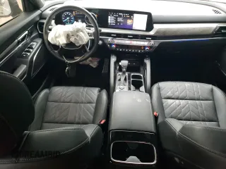 2025 Kia Telluride SX-Prestige X-Line with VIN 5XYP5DGC9SG593927, listed as a Copart auction lot 60435035 with 7,925 mi miles and Salvage title. Bid and sale history available at DreamBid. Image 8.