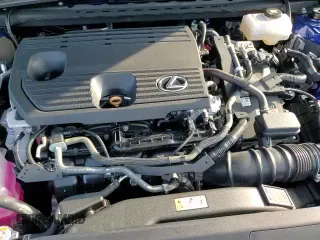 2024 Lexus ES 300h z VIN 58ABA1C12RU040283, wystawiony jako Copart lot #45994225 z przebiegiem 5 736 mil mil oraz Nie do naprawy • Non repairable. Historia ofert i sprzedaży dostępna na DreamBid. Obrazek 13.