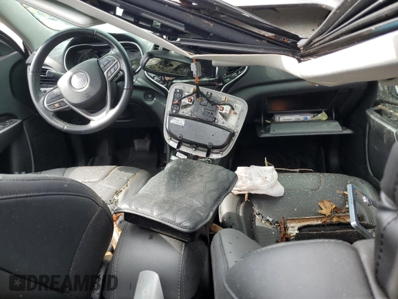 2021 Jeep Cherokee Limited with VIN 1C4PJLDX4MD187701, listed as a Copart auction lot 60745705 with Not provided miles and Non repairable. Bid and sale history available at DreamBid. Image 8.