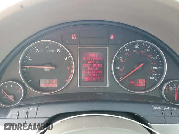 2004 Audi A4 1.8T z VIN WAUJC68E44A251969, wystawiony jako Copart lot #83462074 z przebiegiem 75 854 mil mil oraz Szkoda całkowita • Salvage title. Historia ofert i sprzedaży dostępna na DreamBid. Obrazek 9.