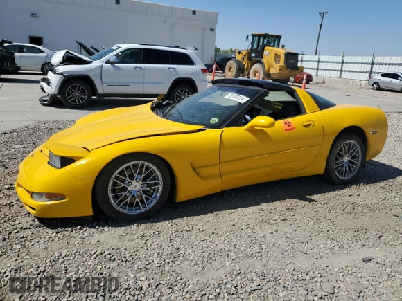 2002 Chevrolet Corvette with VIN 1G1YY22G725124475, listed as a Copart auction lot 70100134 with 0 mi miles and Salvage Title. Bid and sale history available at carsss.com. Image 1.