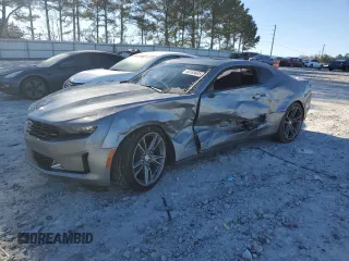 2023 Chevrolet Camaro 1LT z VIN 1G1FB1RSXP0154765, wystawiony jako Copart lot #42333035 z przebiegiem 33 836 mil mil oraz Szkoda całkowita • Salvage title. Historia ofert i sprzedaży dostępna na DreamBid. Obrazek 1.