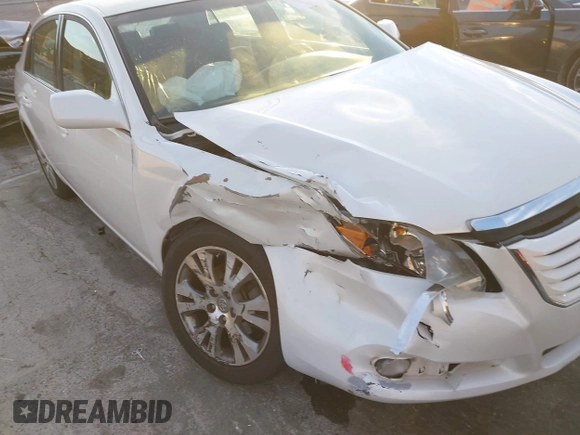 2008 Toyota Avalon XL with VIN 4T1BK36B38U272121, listed as a IAAI auction lot 41200326 with 138,260 mi miles. Bid and sale history available at carsss.com. Image 6.