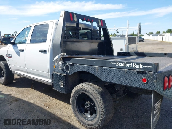 2015 Ram 2500 Tradesman with VIN 3C6UR5CL4FG665098, listed as a IAAI auction lot 42249739 with 34,165 mi miles and . Bid and sale history available at DreamBid. Image 15.