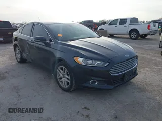 2015 Ford Fusion SE with VIN 3FA6P0HD3FR113551, listed as a IAAI auction lot 41871920 with 69,910 mi miles. Bid and sale history available at carsss.com. Image 1.