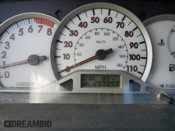 2008 Toyota Corolla CE with VIN 1NXBR32E88Z943083, listed as a Copart auction lot 52546495 with 299,999 mi miles and Salvage Title. Bid and sale history available at DreamBid. Image 9.