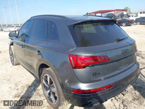 2024 Audi Q5 S line Prestige with VIN WA1FAAFY5R2112458, listed as a IAAI auction lot 41395353 with 10,801 mi miles and . Bid and sale history available at DreamBid. Image 3.