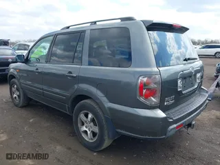 2007 Honda Pilot EX-L with VIN 5FNYF28527B022848, listed as a IAAI auction lot 42010116 with 240,277 mi miles. Bid and sale history available at carsss.com. Image 3.
