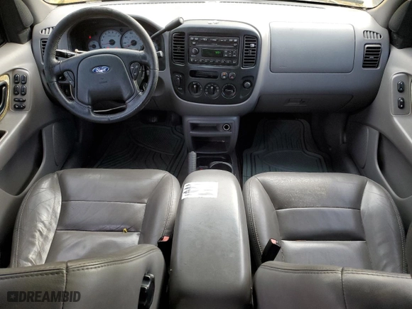 2002 Ford Escape Limited with VIN 1FMCU04102KB00008, listed as a Copart auction lot 79579304 with 137,582 mi miles and Clean Title. Bid and sale history available at carsss.com. Image 8.