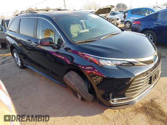 2024 Toyota Sienna XLE with VIN 5TDJSKFC9RS152848, listed as a IAAI auction lot 41290455 with 1,967 mi miles and . Bid and sale history available at DreamBid. Image 1.