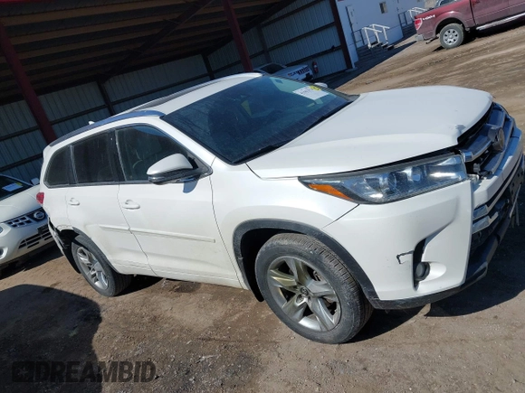 2018 Toyota Highlander Limited z VIN 5TDDZRFH6JS858113, wystawiony jako IAAI lot #41662534 z przebiegiem 96 163 mil mil oraz . Historia ofert i sprzedaży dostępna na DreamBid. Obrazek 13.