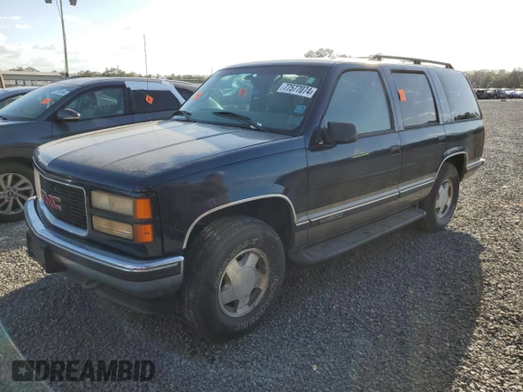 1998 GMC Yukon with VIN 1GKEK13R6WJ706204, listed as a Copart auction lot 77577074 with 186,023 mi miles and Salvage Title. Bid and sale history available at carsss.com. Image 1.