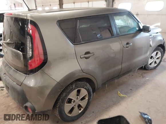 2016 Kia Soul with VIN KNDJN2A29G7261713, listed as a IAAI auction lot 41605794 with 133,091 mi miles. Bid and sale history available at carsss.com. Image 4.