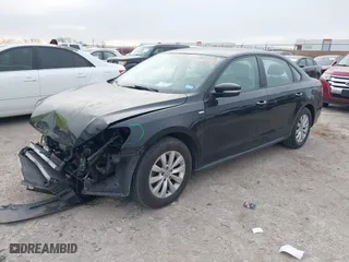 2015 Volkswagen Passat 1.8T Limited Edition with VIN 1VWAS7A3XFC061005, listed as a IAAI auction lot 41359349 with 90,028 mi miles. Bid and sale history available at carsss.com. Image 17.