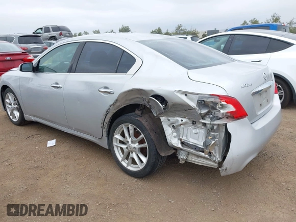 2011 Nissan Maxima S with VIN 1N4AA5AP1BC827698, listed as a IAAI auction lot 42687428 with 152,066 mi miles and . Bid and sale history available at DreamBid. Image 3.