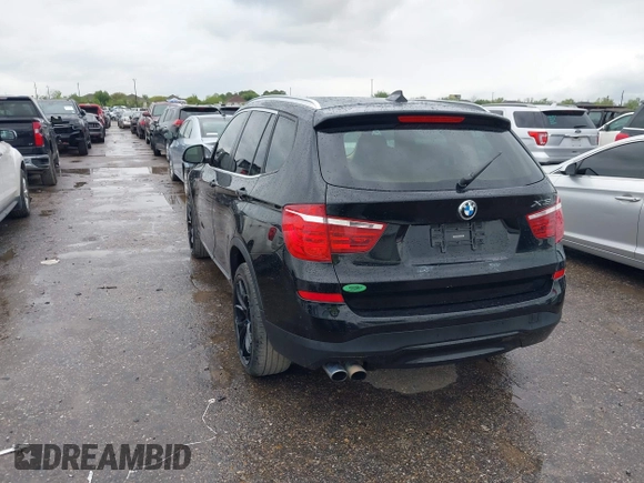 2015 BMW X3 xDrive28i z VIN 5UXWX9C58F0D47085, wystawiony jako IAAI lot #41898918 z przebiegiem 110 202 mil mil oraz . Historia ofert i sprzedaży dostępna na DreamBid. Obrazek 3.