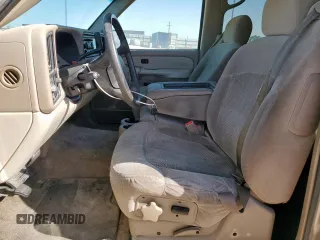 2002 Chevrolet Tahoe LS with VIN 1GNEC13T02R130570, listed as a Copart auction lot 61617185 with 166,467 mi miles and Clean title. Bid and sale history available at DreamBid. Image 7.