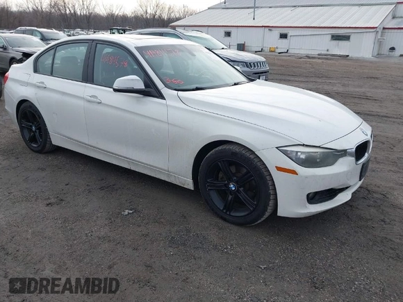 2013 BMW 3 Series 328i xDrive with VIN WBA3B5G5XDNS02162, listed as a IAAI auction lot 41484578 with 132,211 mi miles. Bid and sale history available at carsss.com. Image 1.
