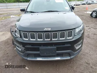 2017 Jeep Compass Limited z VIN 3C4NJDCB2HT628079, wystawiony jako IAAI lot #42209272 z przebiegiem 108 862 mil mil oraz . Historia ofert i sprzedaży dostępna na DreamBid. Obrazek 12.