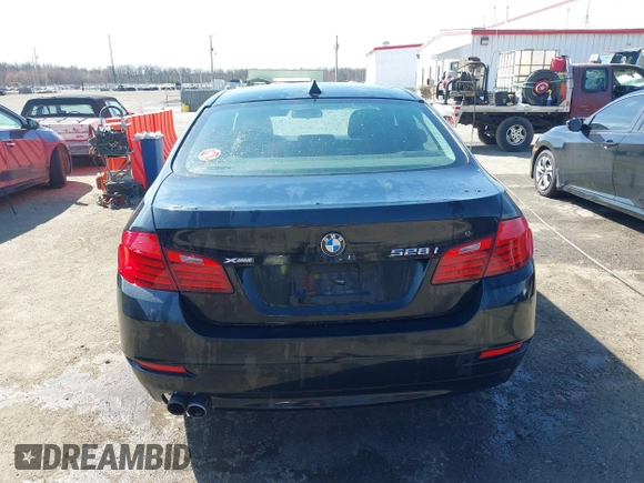 2014 BMW 5 Series 528i xDrive with VIN WBA5A7C56ED613918, listed as a IAAI auction lot 41744501 with 86,917 mi miles and . Bid and sale history available at DreamBid. Image 16.