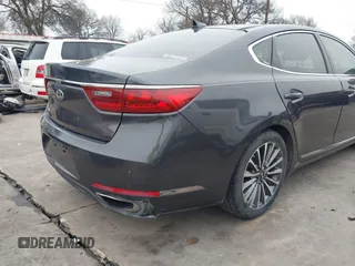 2018 Kia Cadenza Premium with VIN KNALC4J19J5098126, listed as a IAAI auction lot 41583473 with 79,360 mi miles. Bid and sale history available at carsss.com. Image 18.