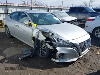 2019 Nissan Altima 2.5 SL with VIN 1N4BL4EV5KC185679, listed as a IAAI auction lot 41658107 with 136,662 mi miles. Bid and sale history available at carsss.com. Image 1.