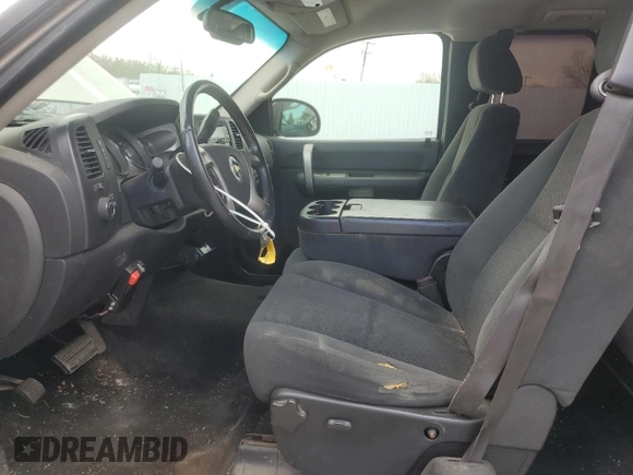 2008 Chevrolet Silverado 1500 LTZ with VIN 2GCEK19J581141597, listed as a Copart auction lot 54599845 with 212,975 mi miles and Clean Title. Bid and sale history available at DreamBid. Image 7.