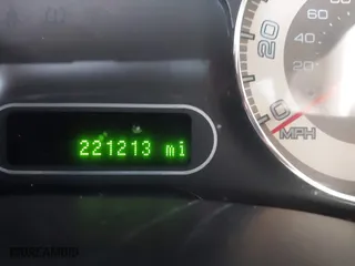 2008 Ford Taurus X Limited with VIN 1FMDK03W58GA36695, listed as a IAAI auction lot 41472278 with 221,213 mi miles. Bid and sale history available at carsss.com. Image 14.