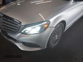 2015 Mercedes-Benz C 300 Luxury with VIN 55SWF4KB1FU087558, listed as a IAAI auction lot 41904253 with 82,901 mi miles and . Bid and sale history available at carsss.com. Image 6.