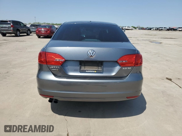 2013 Volkswagen Jetta SE with VIN 3VWDX7AJ8DM262510, listed as a Copart auction lot 51380935 with 176,064 mi miles and Clean title. Bid and sale history available at DreamBid. Image 6.