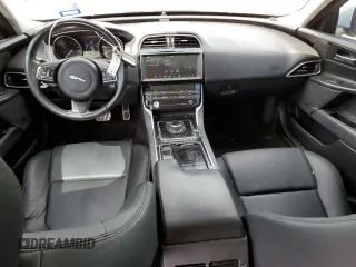 2019 Jaguar XE 25t with VIN SAJAR4FX9KCP48304, listed as a Copart auction lot 72591524 with 79,917 mi miles and Salvage Title. Bid and sale history available at carsss.com. Image 8.