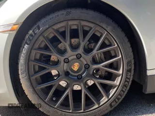 2014 Porsche 911 Carrera z VIN WP0CA2A92ES140453, wystawiony jako IAAI lot #42302853 z przebiegiem 47 879 mil mil oraz . Historia ofert i sprzedaży dostępna na DreamBid. Obrazek 16.