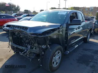 2019 Toyota Tundra 2WD SR with VIN 5TFRY5F17KX251217, listed as a IAAI auction lot 41433506 with 49,207 mi miles. Bid and sale history available at carsss.com. Image 18.