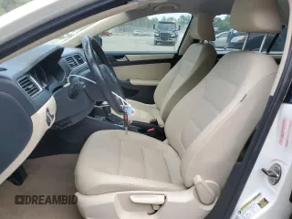 2012 Volkswagen Jetta SE z VIN 3VWDX7AJ7CM077878, wystawiony jako Copart lot #57782295 z przebiegiem 109 308 mil mil oraz Szkoda całkowita • Salvage title. Historia ofert i sprzedaży dostępna na DreamBid. Obrazek 7.