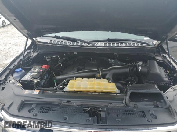 2019 Ford Expedition XLT with VIN 1FMJU1HT7KEA15609, listed as a Copart auction lot 61398885 with 57,092 mi miles and Salvage title. Bid and sale history available at DreamBid. Image 12.