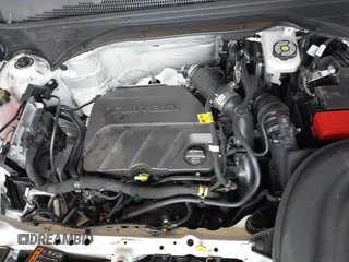 2025 Chevrolet TrailBlazer LS with VIN KL79MMSP3SB035956, listed as a IAAI auction lot 41729750 with 4,304 mi miles and . Bid and sale history available at DreamBid. Image 10.