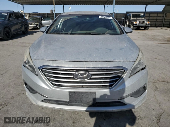 2016 Hyundai Sonata SE с VIN 5NPE24AF3GH377977, выставлен на аукционе Copart как лот 52004995 с пробегом 136 199 миль миль и Списание • Salvage title. История ставок и продаж доступна на DreamBid. Изображение 5.